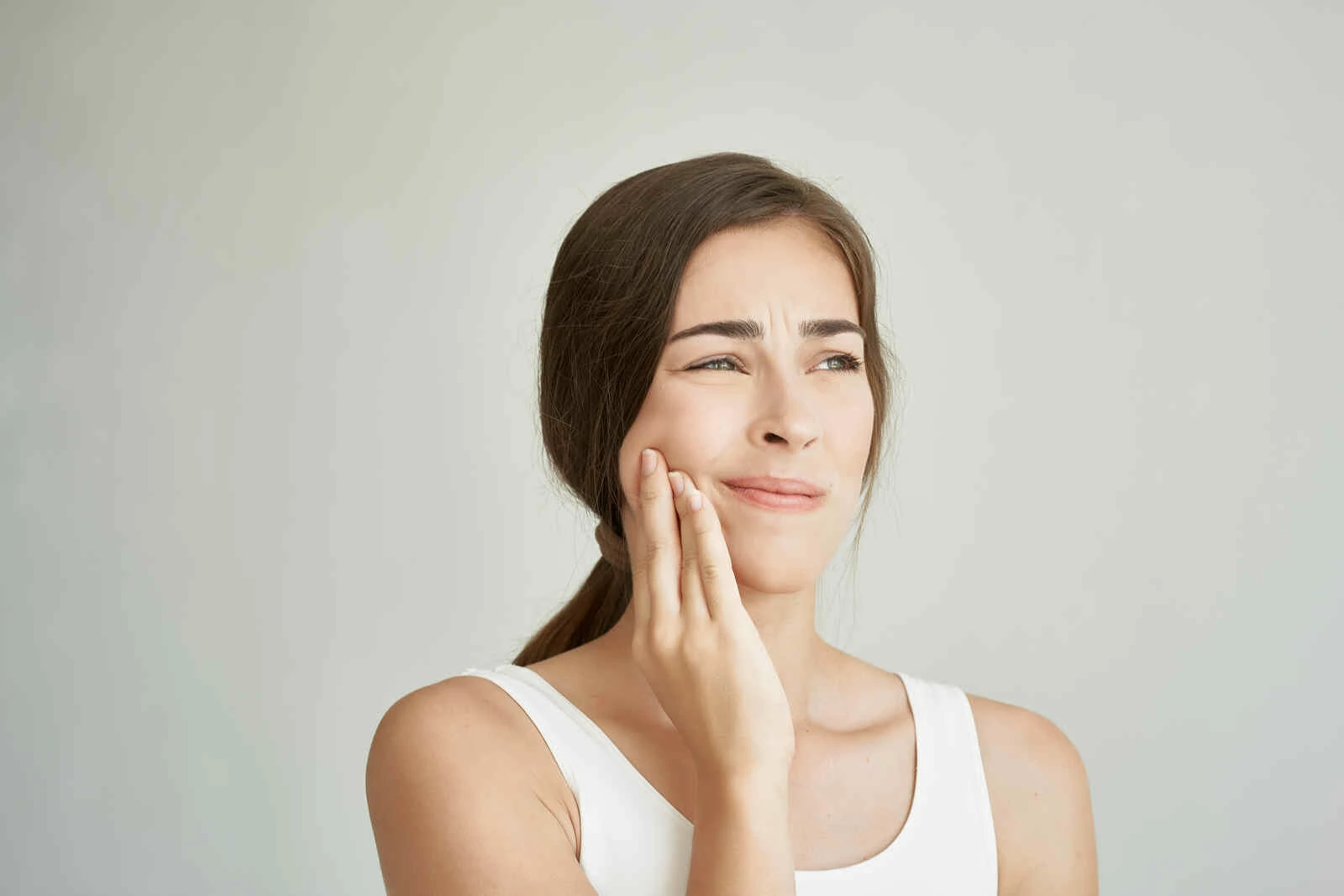 TMJ Clicking and Popping Symptoms: A Comprehensive Guide