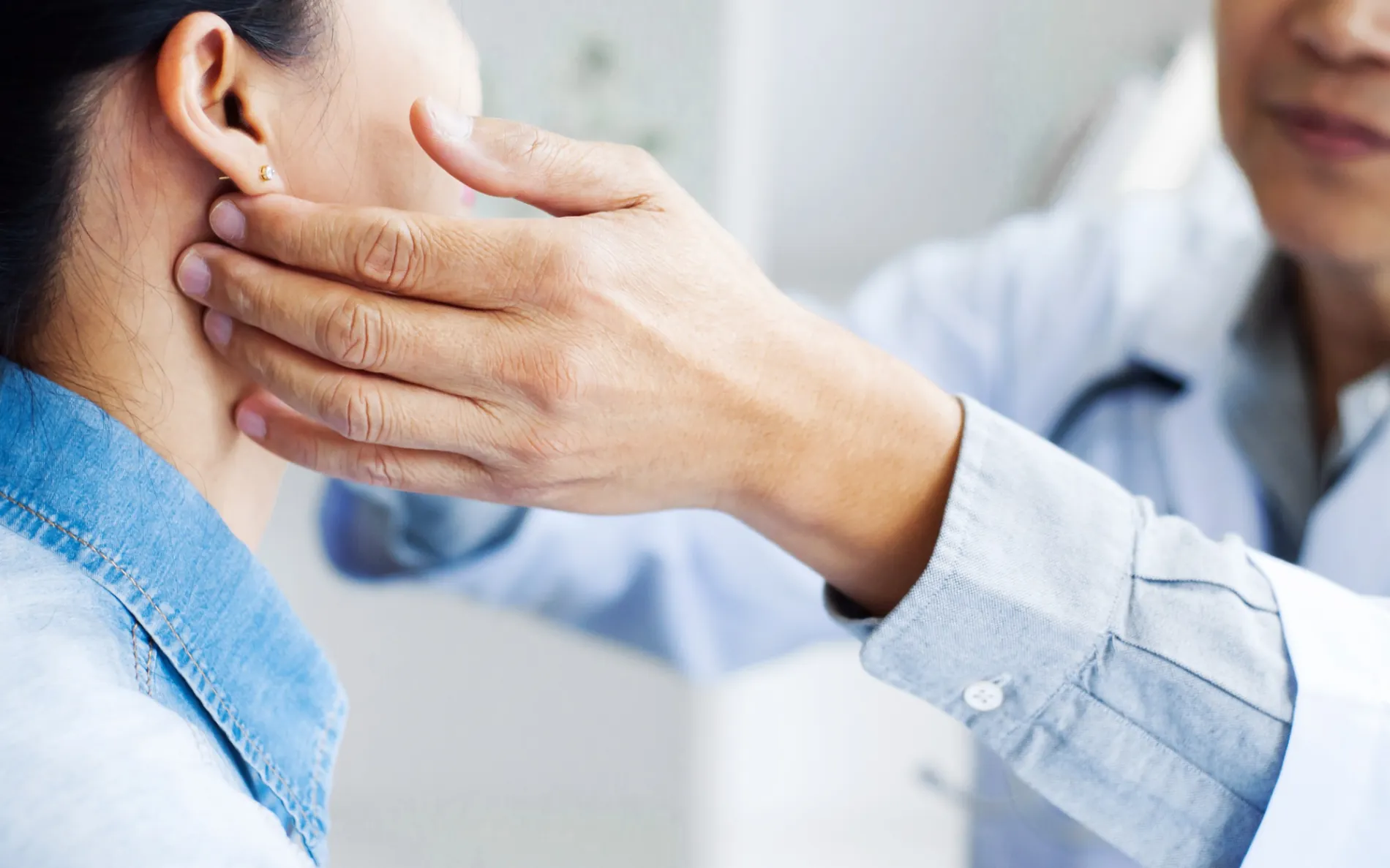 Doctor treating jaw pain